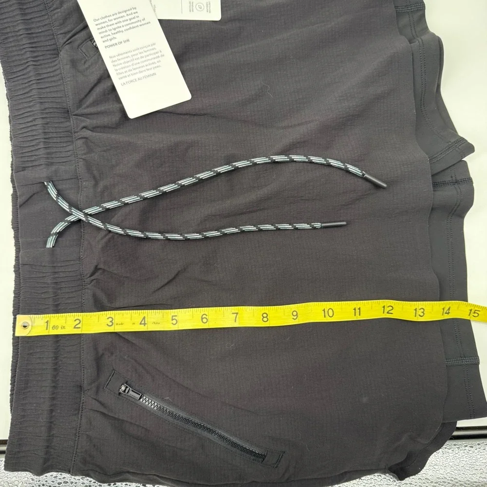 Athleta trekkie skort